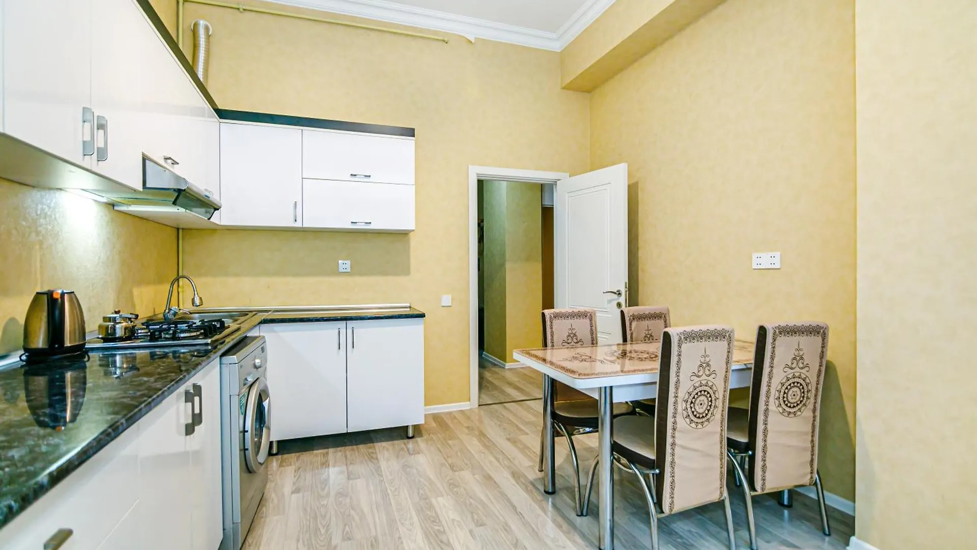 Deluxe Apartment 128/34 Baku